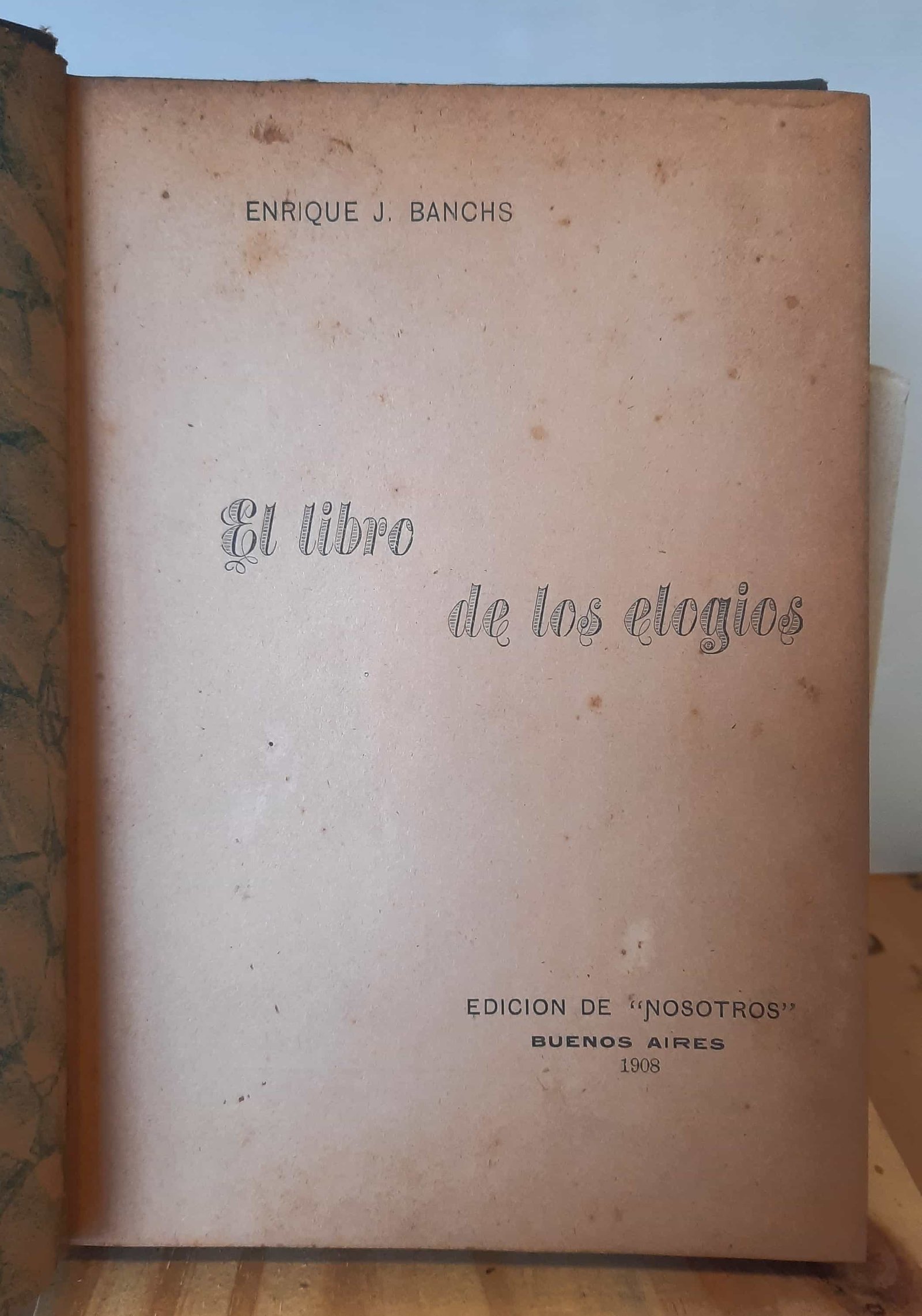 Portada de El libro de los elogios