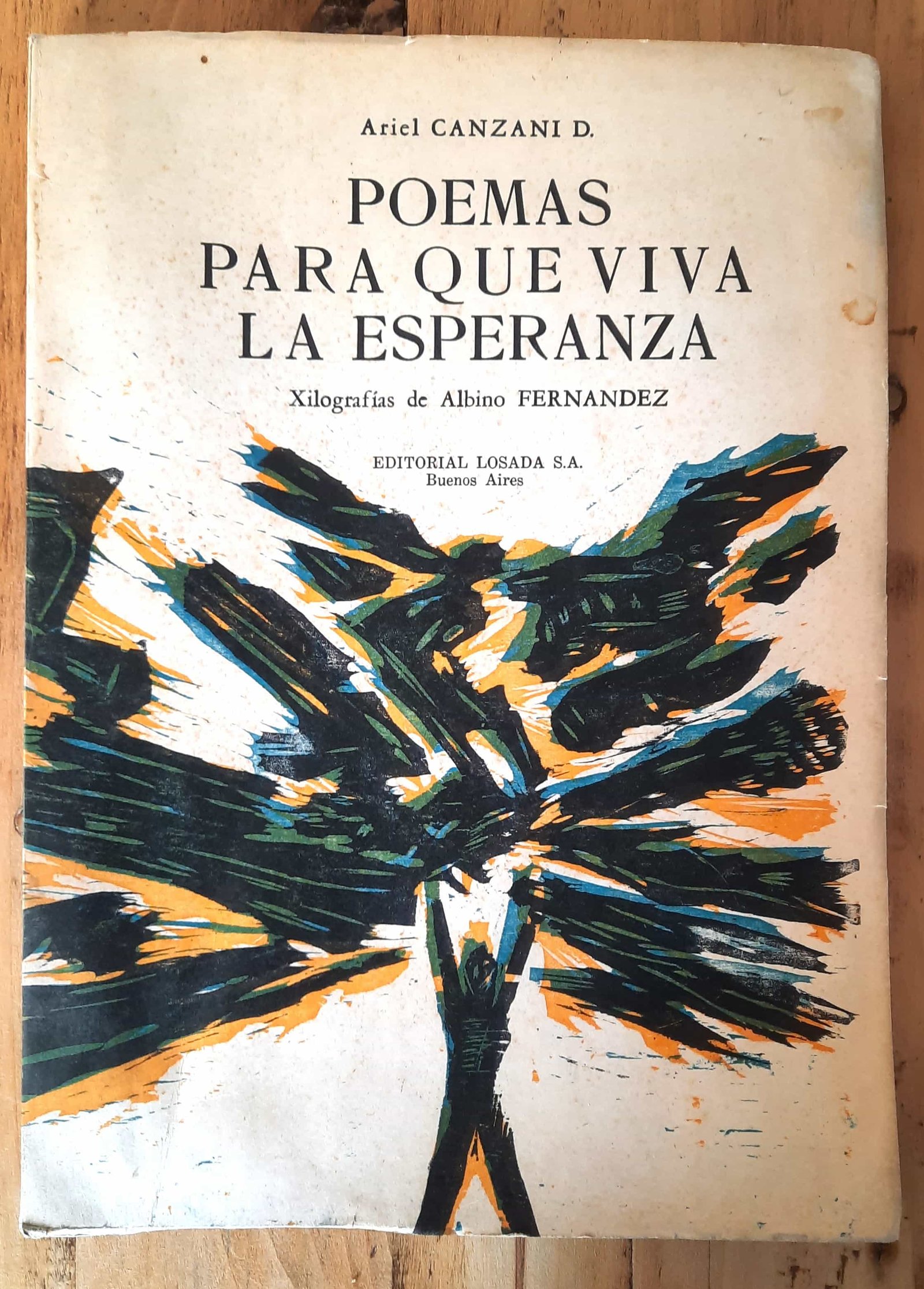 Portada de Poemas para que viva la esperanza
